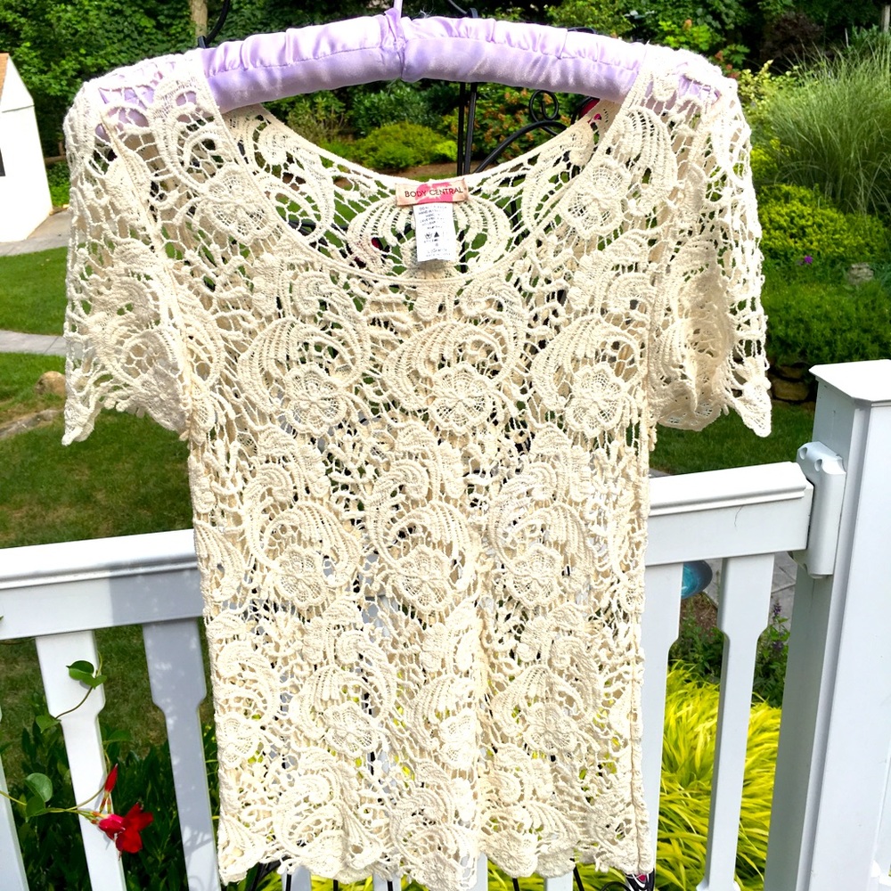 Body Central Cream Colored Crochet Lace